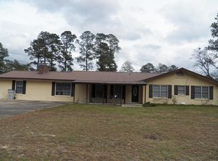 1165 Oak Ave, Elba, AL 36323