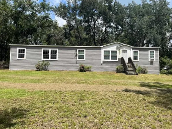 1181 Smokehouse Farms Dr, Greenville, FL 32331