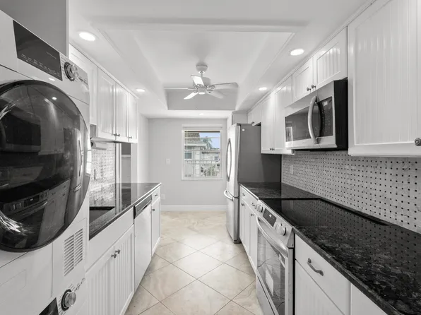 1166 6th Avenue #A6, Vero Beach, FL 32960
