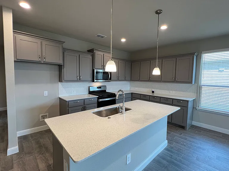 15508 Balham Pass — Photo 3