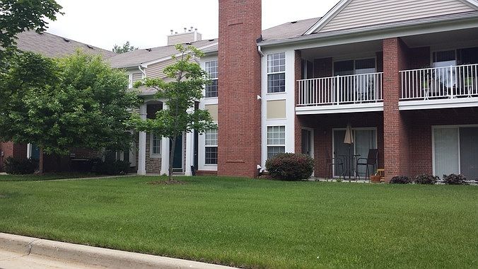 1st image of 5571 Pine Aires Dr