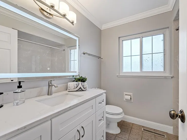 4511 Richmond Ave — Photo 13
