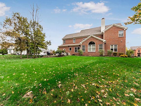3rd image of 2736 Northmont Dr