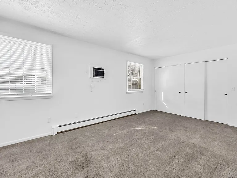 298 Mentor Ave — Photo 14