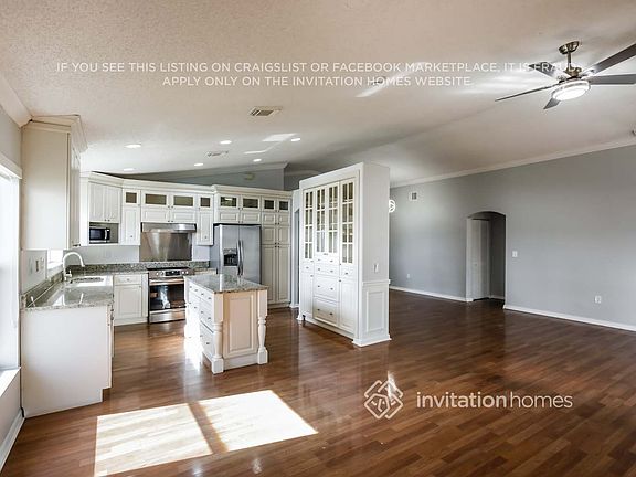 4th image of 2431 NW 186th Ave