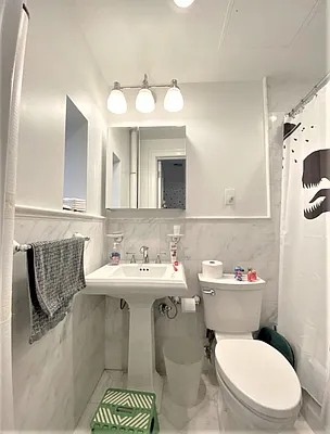 Rented by CitySites Real Estate Group | media 25