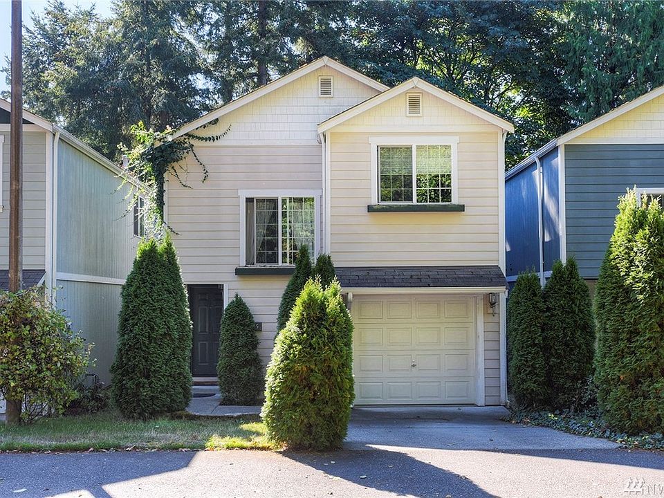 1st image of 1955 NE Green Glen Ln