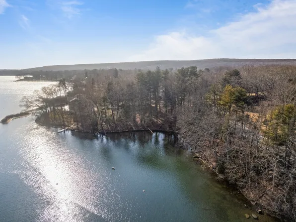 163 Oswegatchie Road, Waterford, CT 06385