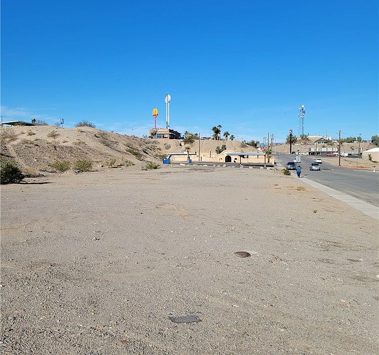 1st image of 1 H St