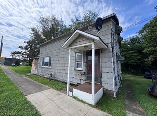 8574 N High St, Mineral City, OH 44656