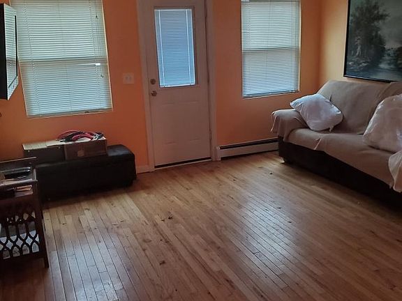4th image of 97 Beachview Ave