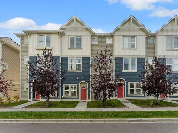 207 S South Point Park SW, Airdrie, AB T4B 5G8