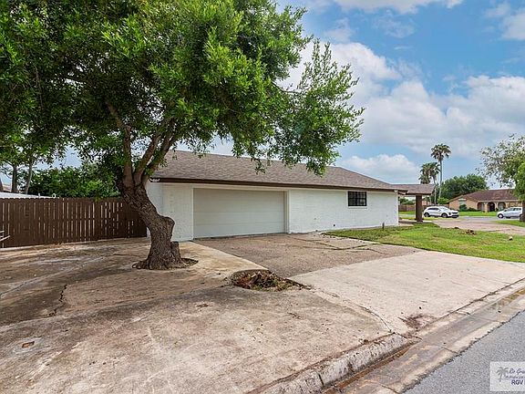 3rd image of 185 Tudela St