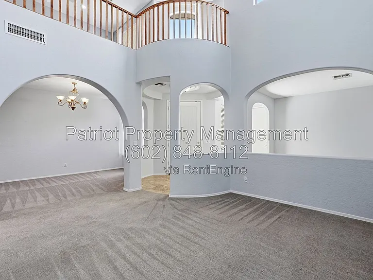 3058 W Eagle Claw Dr — Photo 2