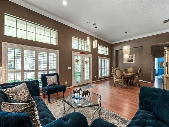 2nd image of 1605 Cherry Lake Way