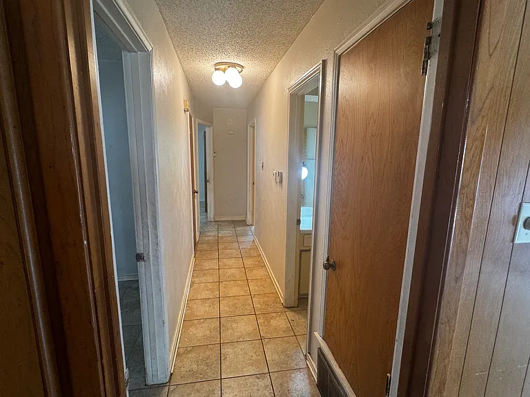 428 Kathy Dr — Photo 8