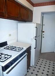 5th image of 3700 N Pine Grove Ave #3