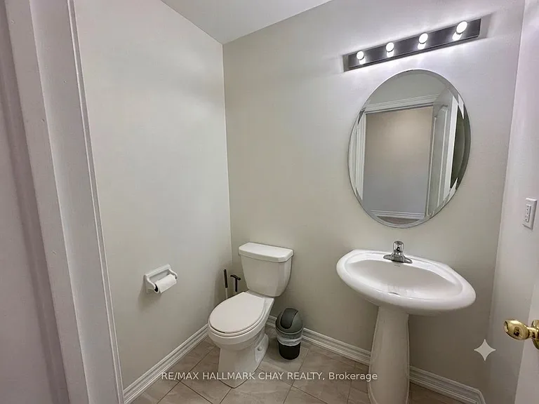 26 Greenwood Dr — Photo 3