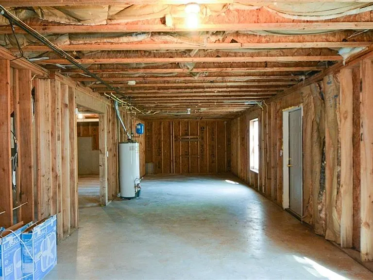 3063 Grace Ct — Photo 34