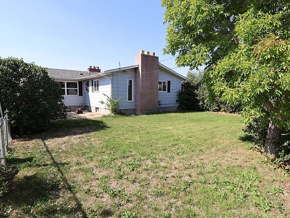 4th image of 116 3rd St SW
