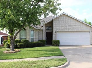1313 Mill Xing, Garland, TX 75040