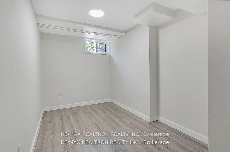 1282 Winter Ave #BASEMENT — Photo 19