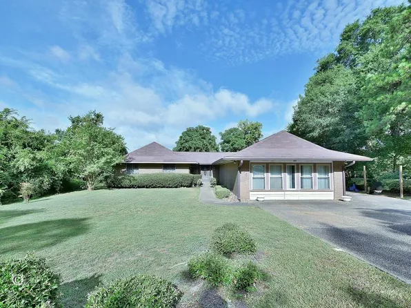 425 N Oakley Dr, Columbus, GA 31906
