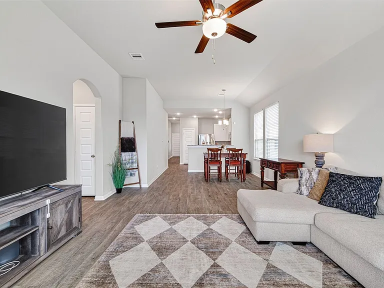 8006 Barret Travis Ct — Photo 10