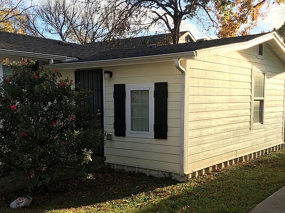 2nd image of 916 Wood Ave #A