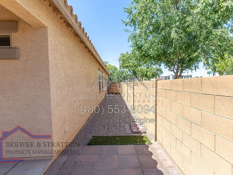 3035 E Dublin St — Photo 37