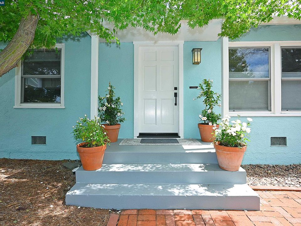 1st image of 2831 Bonifacio St