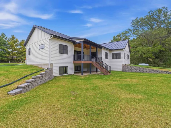 N4497 19th, Montello, WI 53949