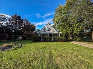 426 E La Clede Ave, Youngstown, OH 44507