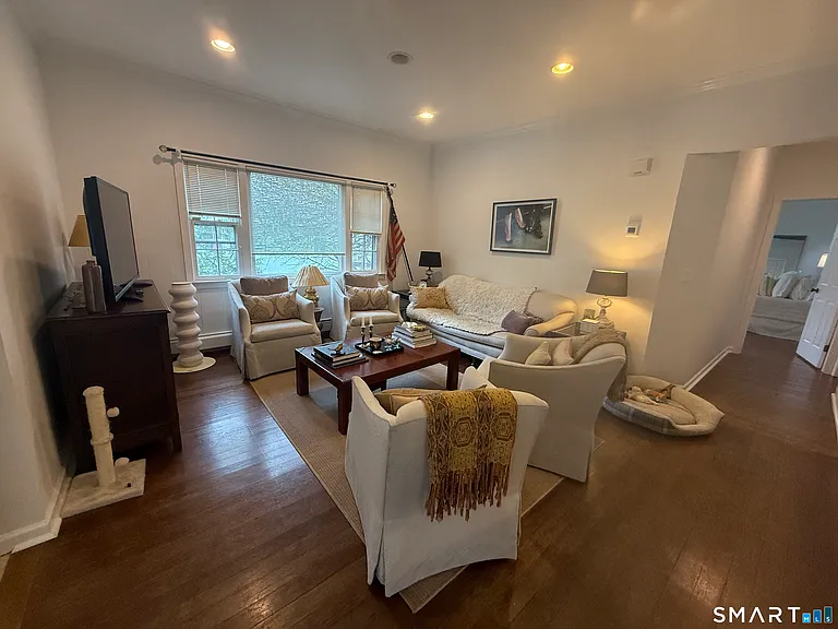 28 Treadwell Ave — Photo 8