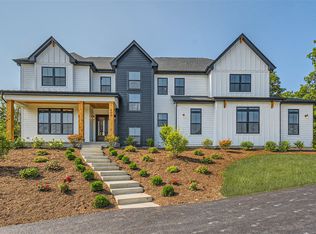 8 Alexandra Dr, Mettawa, IL 60048