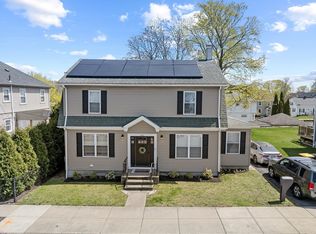 923 Robeson St, Fall River, MA 02720