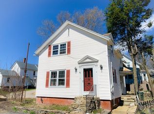 3 Chapin Ct, Southbridge, MA 01550