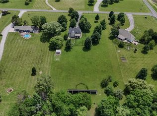 11702 E 246th St, Peculiar, MO 64078