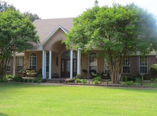 2112 Lovebird Ln, Idabel, OK 74745