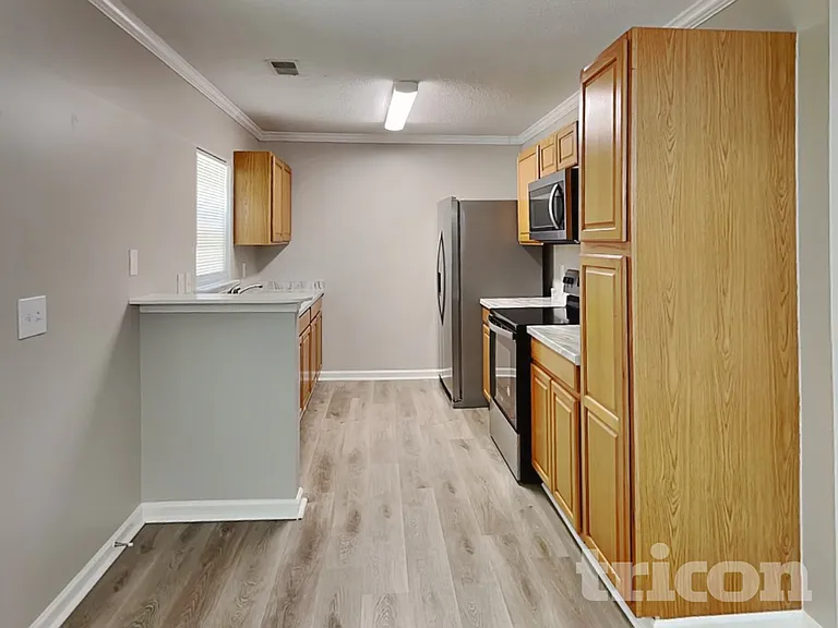 78 Springway Dr — Photo 7