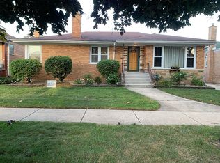 9638 S Harding Ave, Evergreen Park, IL 60805