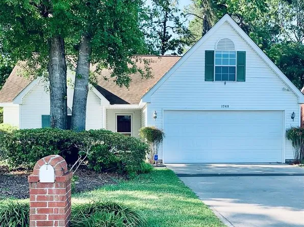 1749 Fay Drive, Conroe, TX 77301