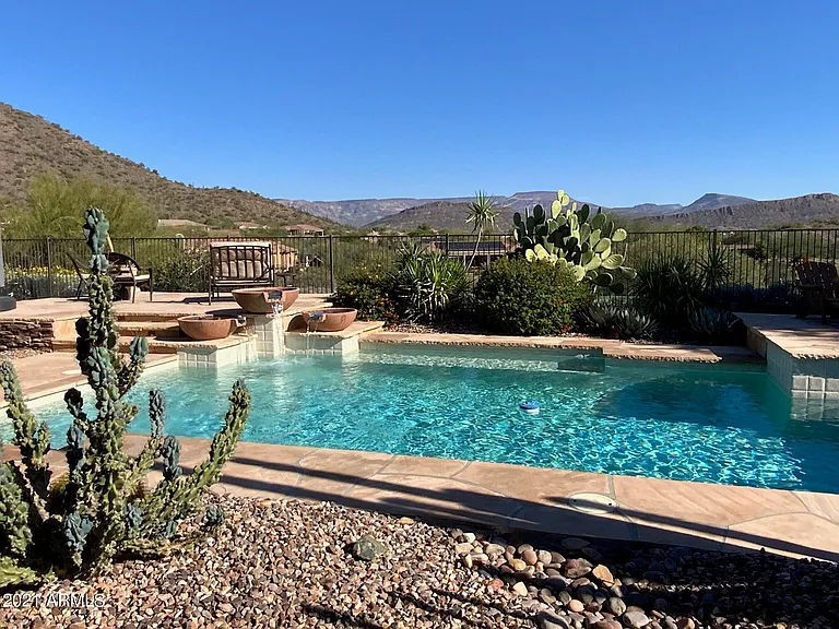 41609 N Signal Hill Ct — Photo 1