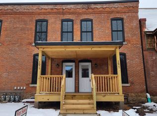 1671 Iowa St, Dubuque, IA 52001