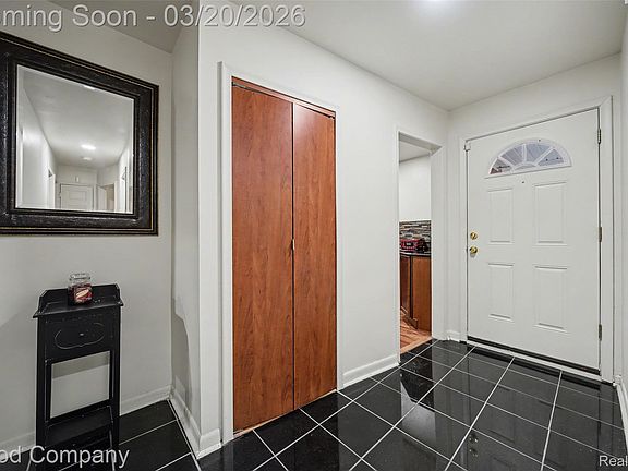 2nd image of 29661 Chelmsford Rd