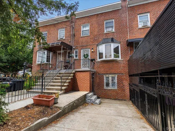 3303 Eastchester Road, Bronx, NY 10469
