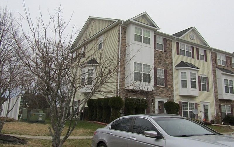 2nd image of 9314 Lykens Ct