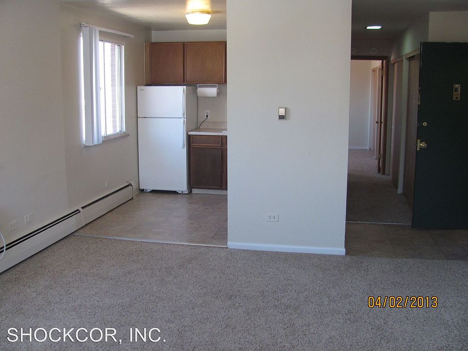 2nd image of 2321 S Race St APT 304