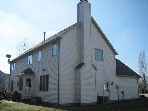 5th image of 2121 Rosewood Ct