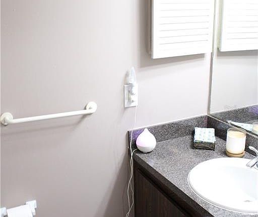 5th image of 110 Lago Vista Blvd